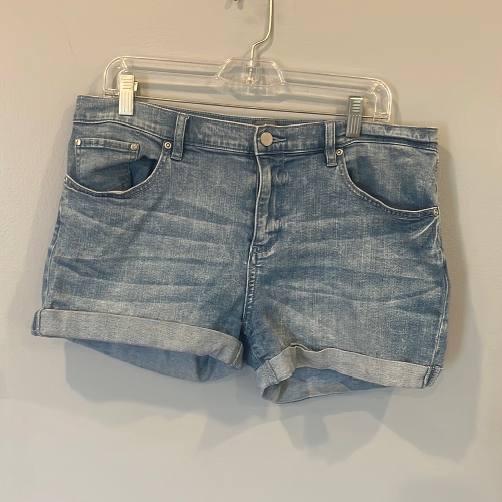 New York and Company Soho Brand jean shorts womens size 10